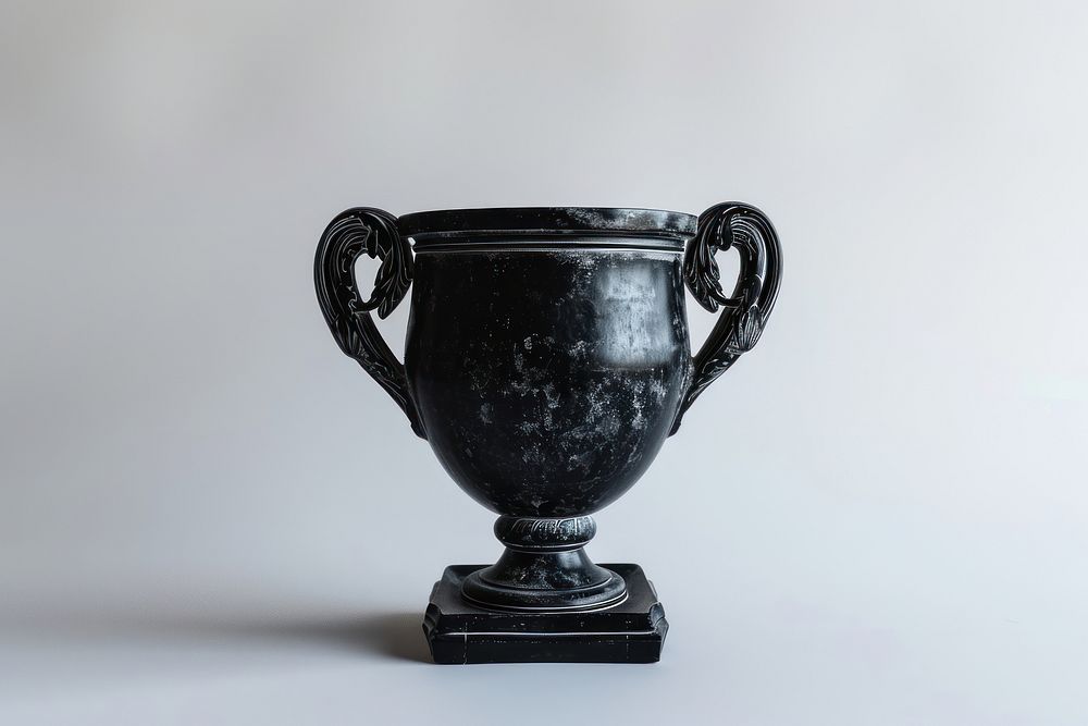 Black trophy urn flowerpot lighting.