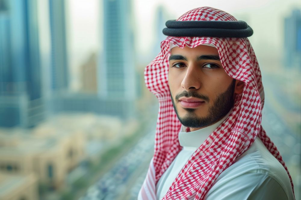 Business photo of saudi mixed race east asian clothing city traditional clothing.