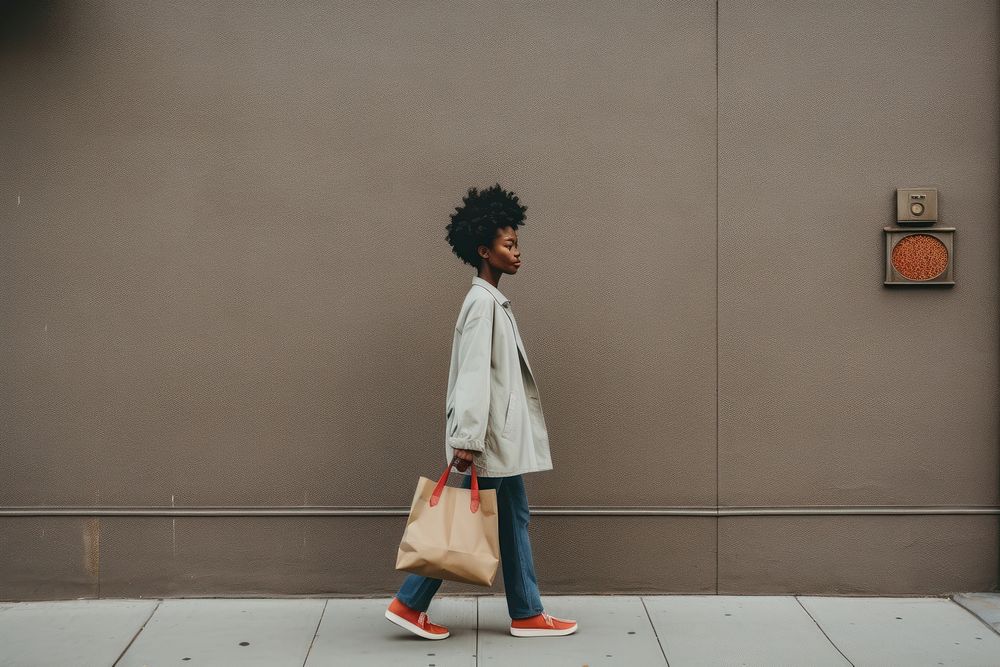 African american woman bag sidewalk handbag.