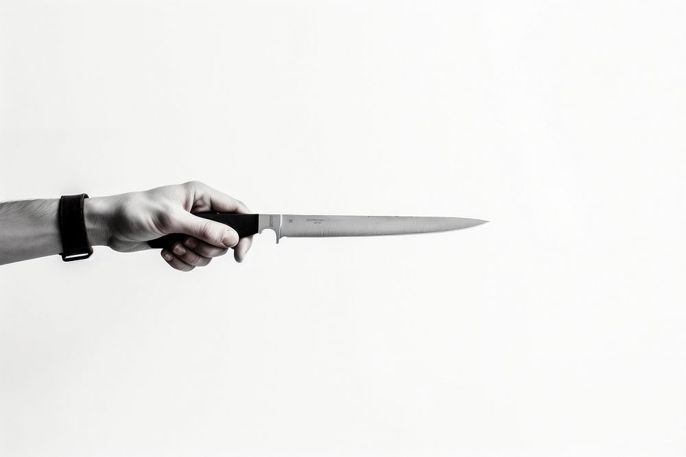 Killer weapon dagger knife.