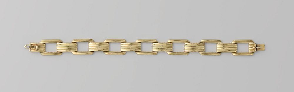 Gouden schakelarmband met geribde schakels (c. 1930 - c. 1950) by Koninklijke Utrechtsche Fabriek van Zilverwerken van C J…