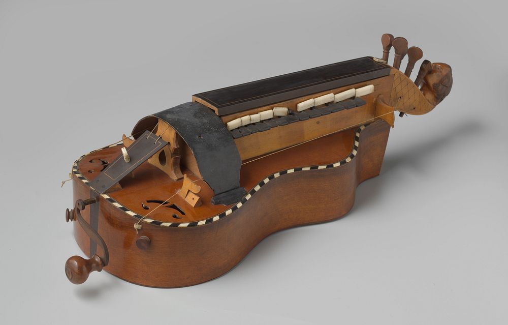 Hurdy-gurdy (c. 1750 - c. 1800) by anonymous
