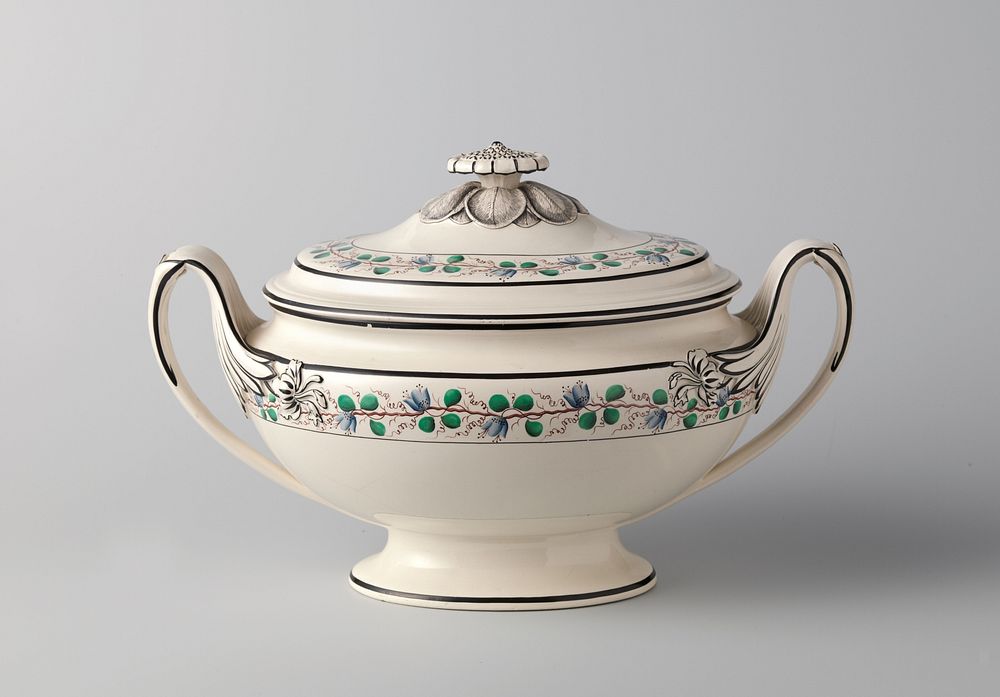 Soepterrine van hardgebakken aardewerk, Wedgood creamware (c. 1770 - c. 1780) by Wedgwood