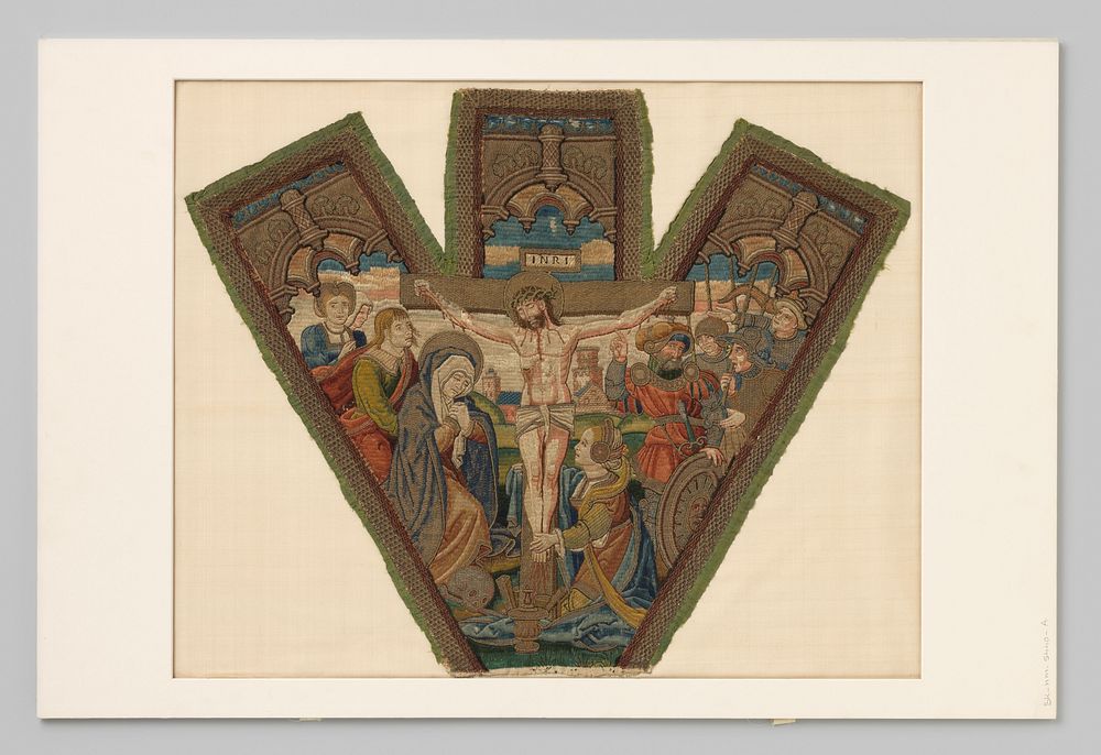 Gaffelkruis met borduurwerk van zijde en gouddraad op linnen (c. 1525 - c. 1530)