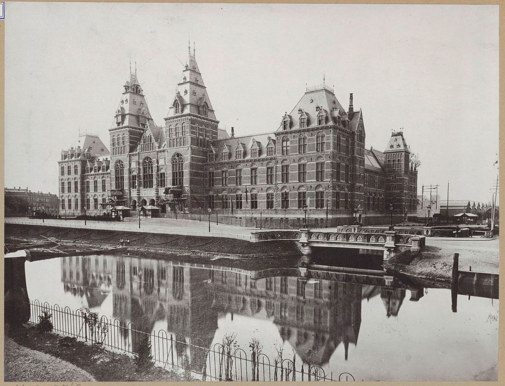 Noord- en westgevel (c. 1883) by Rijksmuseum Afdeling Beeld