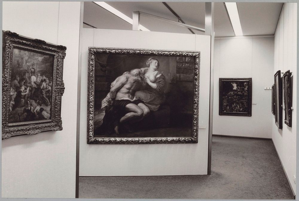 Zaal met schilderijen, in het midden Cimon en Pero (1986) by Rijksmuseum Afdeling Beeld