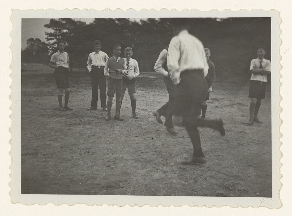 Jeugdstorm tijdens een spel (1934 - 1935) by NSB and anonymous