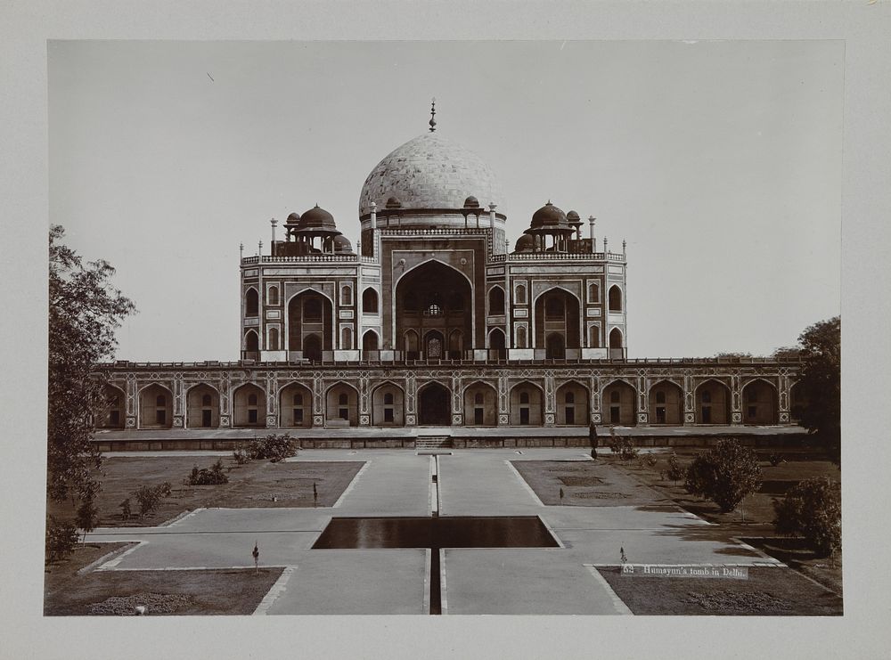 Tombe van Humayun in Delhi (c. 1895 - c. 1915) by anonymous