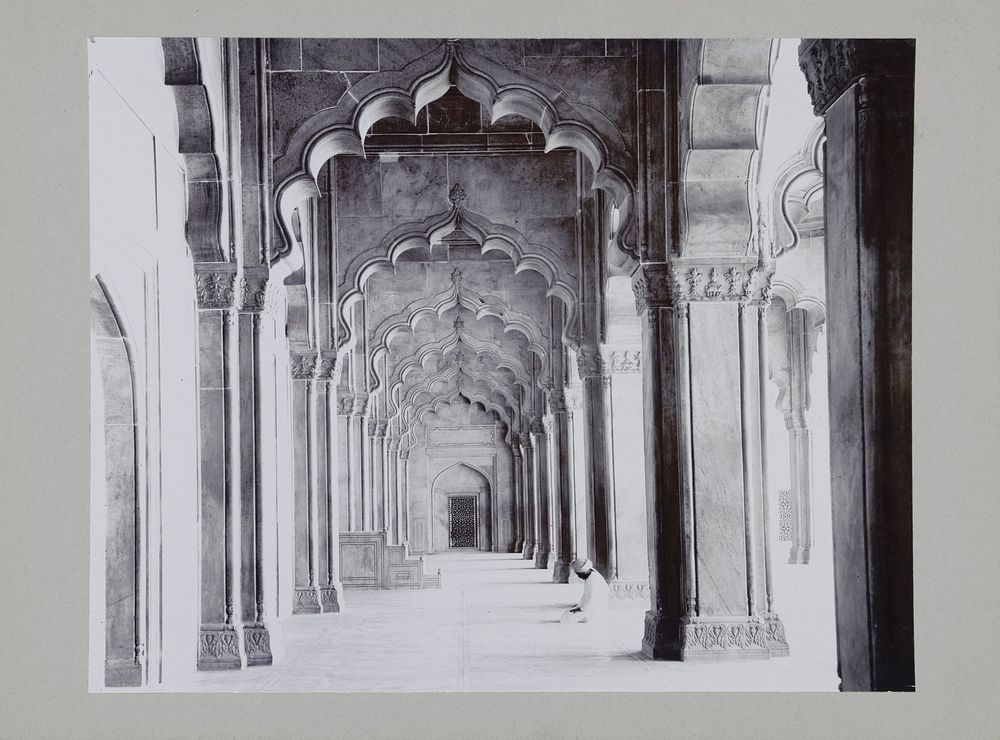 Moskee in het Fort van Agra (c. 1895 - c. 1915) by anonymous
