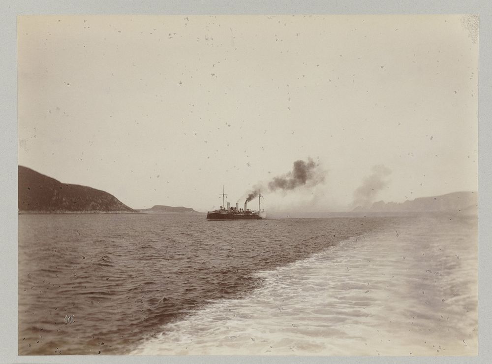 Stoomschip op zee (1889) by Paul Güssfeldt and Carl Saltzmann