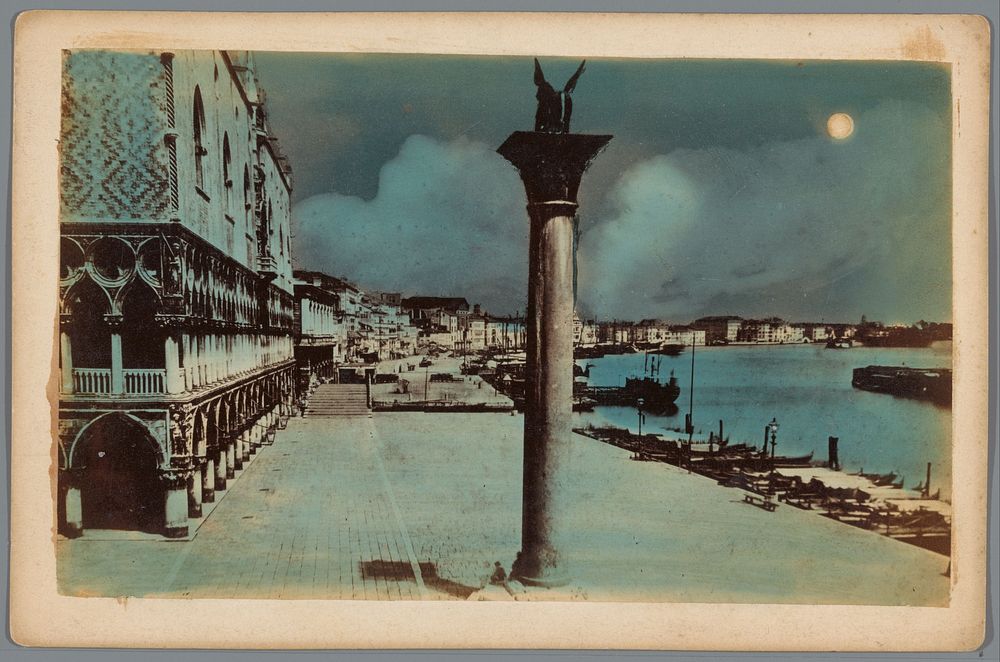 Gezicht op het San Marcoplein met de Colonne di San Marco en de hoek van het Dogepaleis in Venetië (c. 1870 - c. 1890) by…