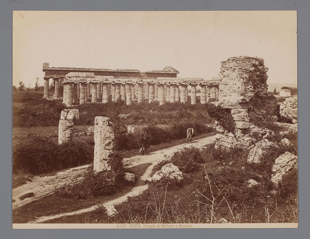 Tempels van Juno te Paestum (1864 - 1881) by Giacomo Brogi