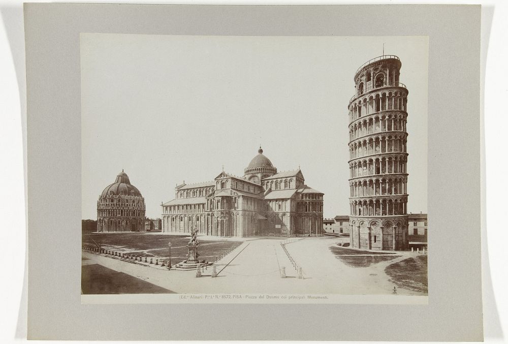 Piazza del Duomo te Pisa, met baptisterium, dom en scheve toren (c. 1880 - c. 1895) by Fratelli Alinari and Fratelli Alinari