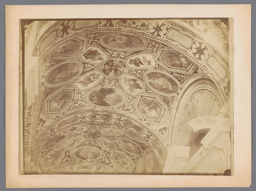 Plafondschilderingen in de Vaticaanse Musea te Vaticaanstad (c. 1875 - c. 1900) by Gustave Eugène Chauffourier