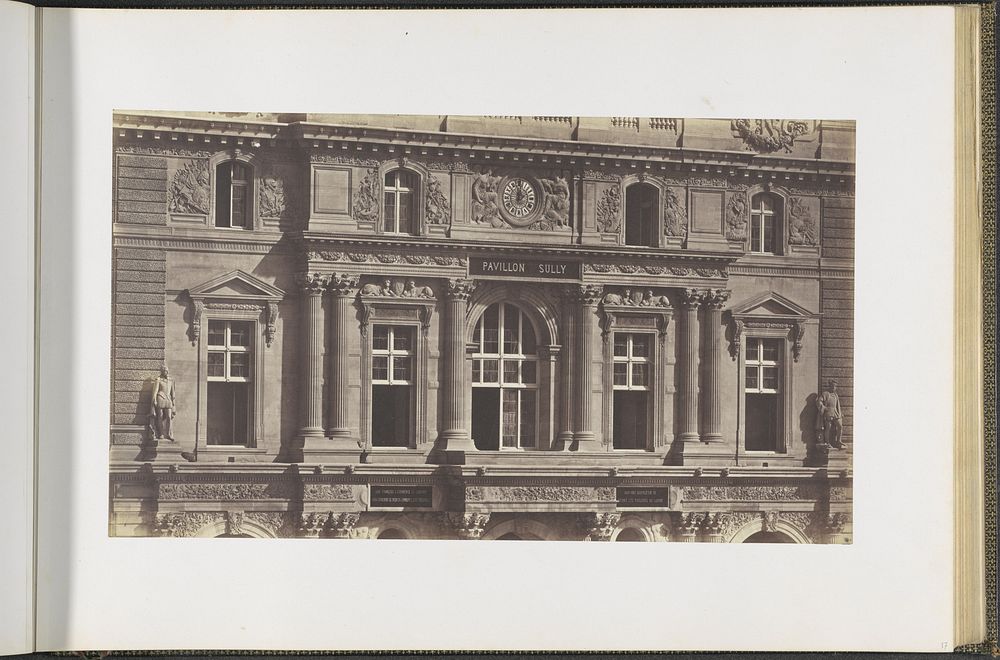 Gevel van de eerste en tweede verdieping van het Pavillon Sully in het Palais du Louvre (c. 1857) by Édouard Denis Baldus
