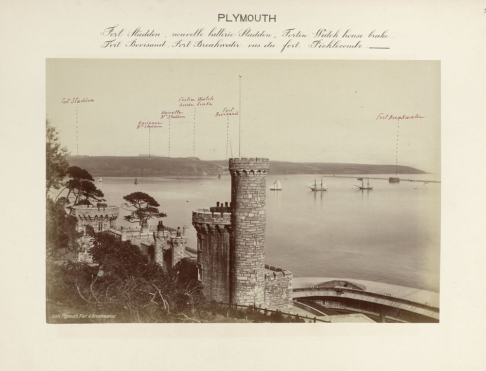 Gezicht op fort Staddon, Fortin Watch house brake, fort Bovisand, fort Breakwater, gezien vanuit fort Picklecombe (1891) by…