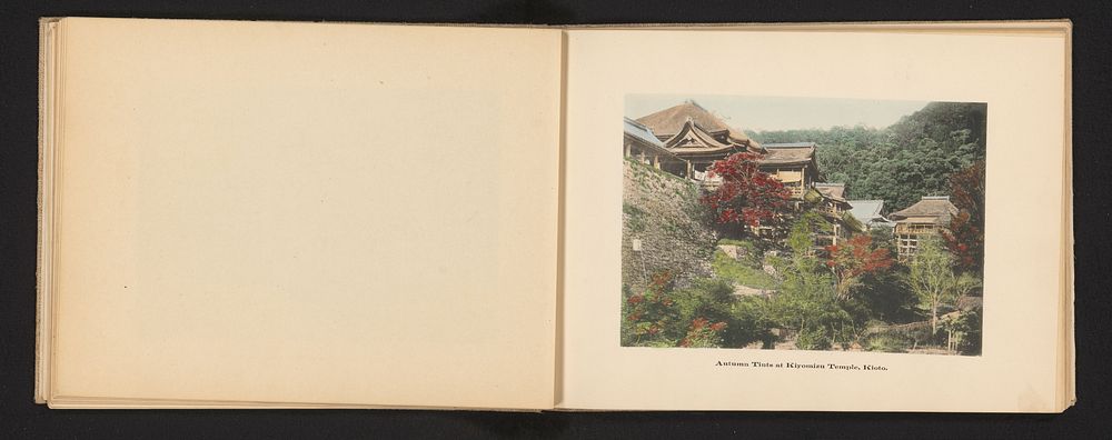 Gezicht op de Kiyomizu-dera in Kyoto (c. 1895 - c. 1905) by Kōzaburō Tamamura