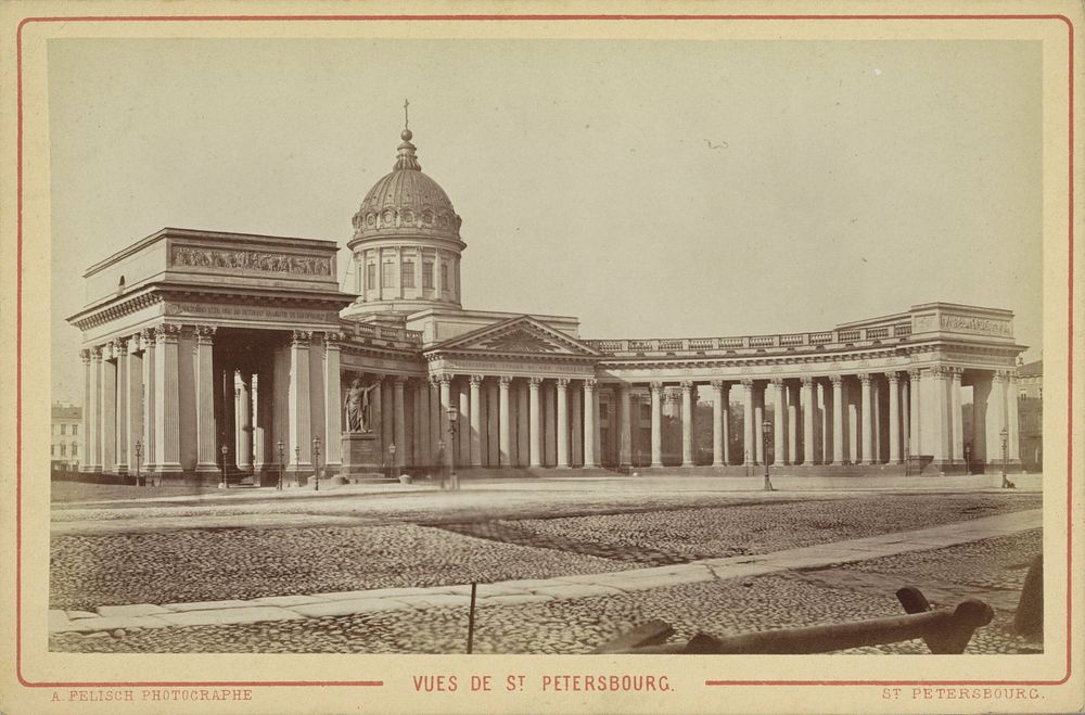 Exterieur van de Kazankathedraal in Sint-Petersburg (c. 1880 - c. 1900) by Albert Felisch