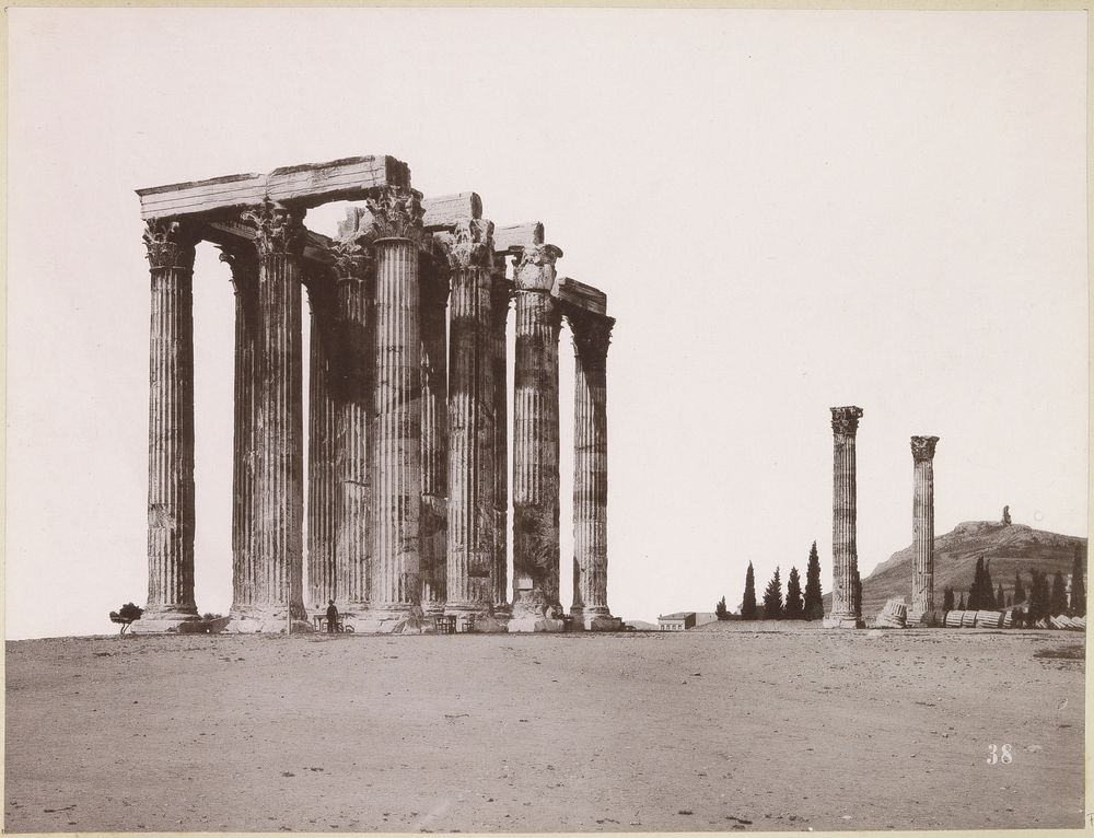 Tempel van de Olympische Zeus in Athene (c. 1880 - c. 1890) by Rhomaides Frères