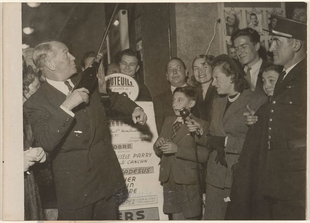 Maurice Chevalier opent cafe-chantant, Montmartre (1948) by Keystone Press Agency