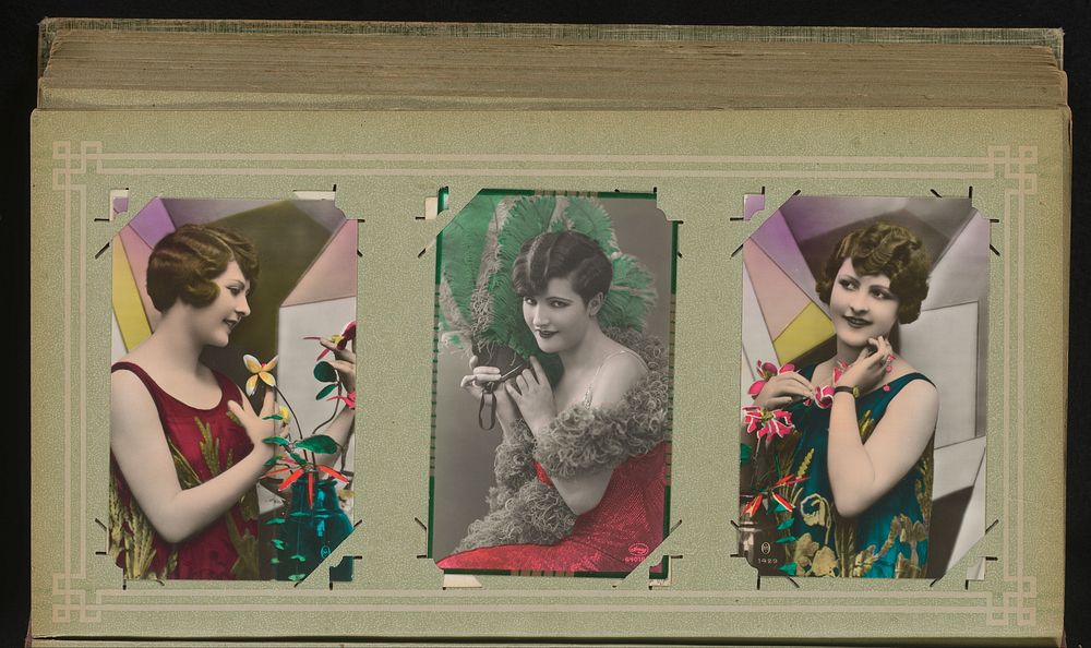 Drie portretten van jonge vrouwen (1900 - 1930)