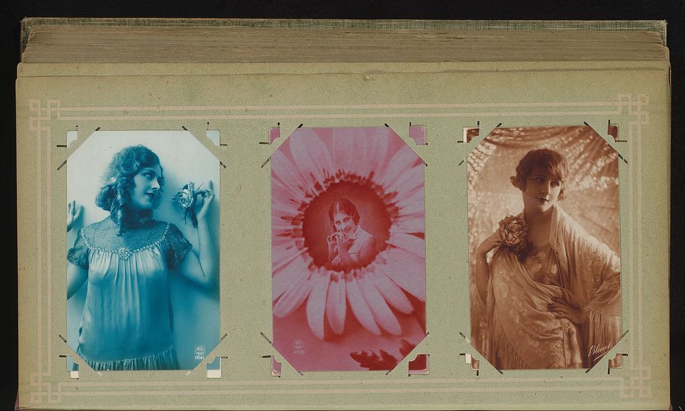 Drie portretten van jonge vrouwen (1900 - 1930) by Bleuet
