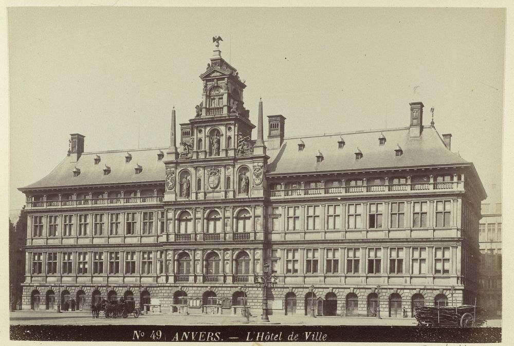 Exterieur van het stadhuis van Antwerpen (c. 1870 - c. 1892) by anonymous