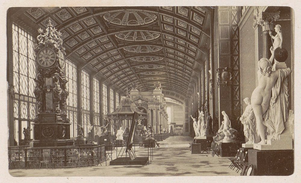Beeldengalerij op de Wereldtentoonstelling te Parijs in 1889 (1889) by anonymous