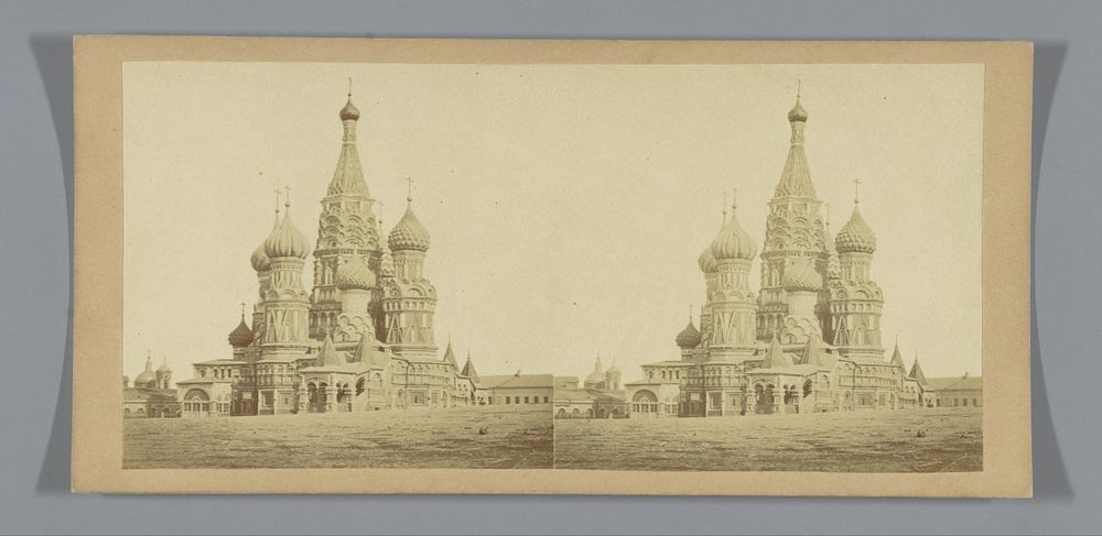 Gezicht op de Pokrovkathedraal van het Kremlin in Moskou (c. 1850 - c. 1880) by anonymous