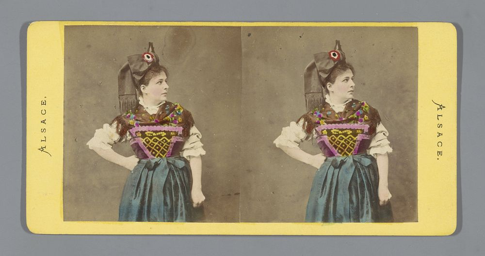 Portret van een vrouw in Elzasser klederdracht (1873 - 1890) by anonymous