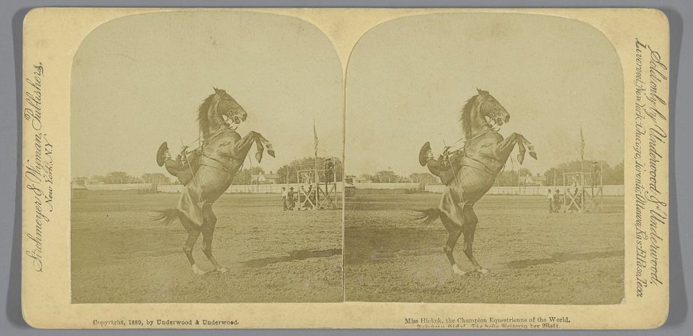 Emma Lake op een steigerend paard (1889) by Underwood and Underwood, Strohmeyer and Wyman and Underwood and Underwood