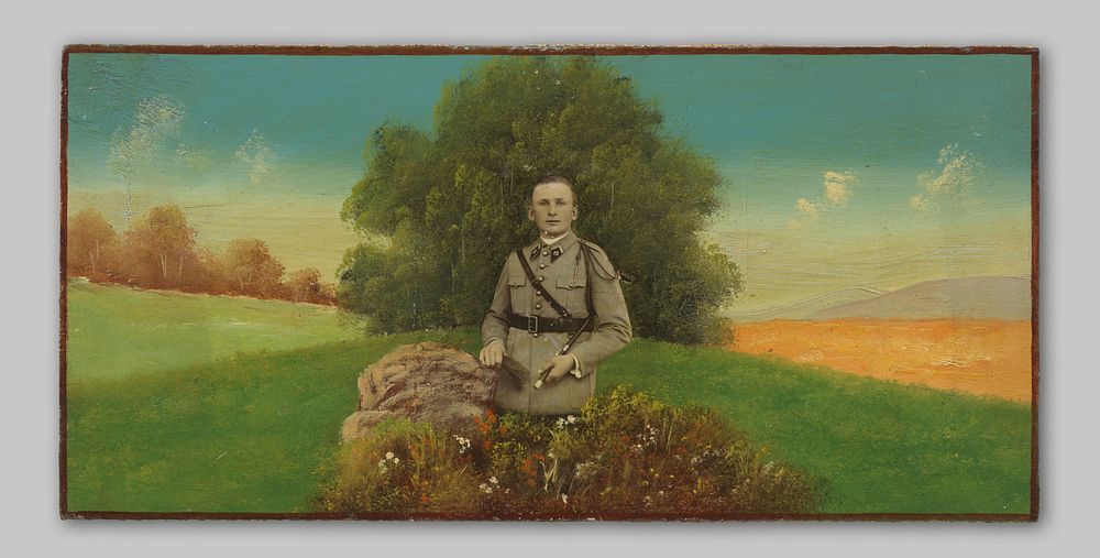 Portret van een onbekende militair in een geschilderd landschap (1910 - 1950) by anonymous and anonymous