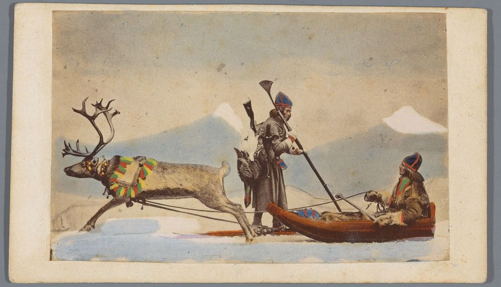 Twee mannen met rendierslee in klederdracht uit Åsele, Sápmi (Lapland), Zweden (1867 - 1883) by Eurenius and Quist
