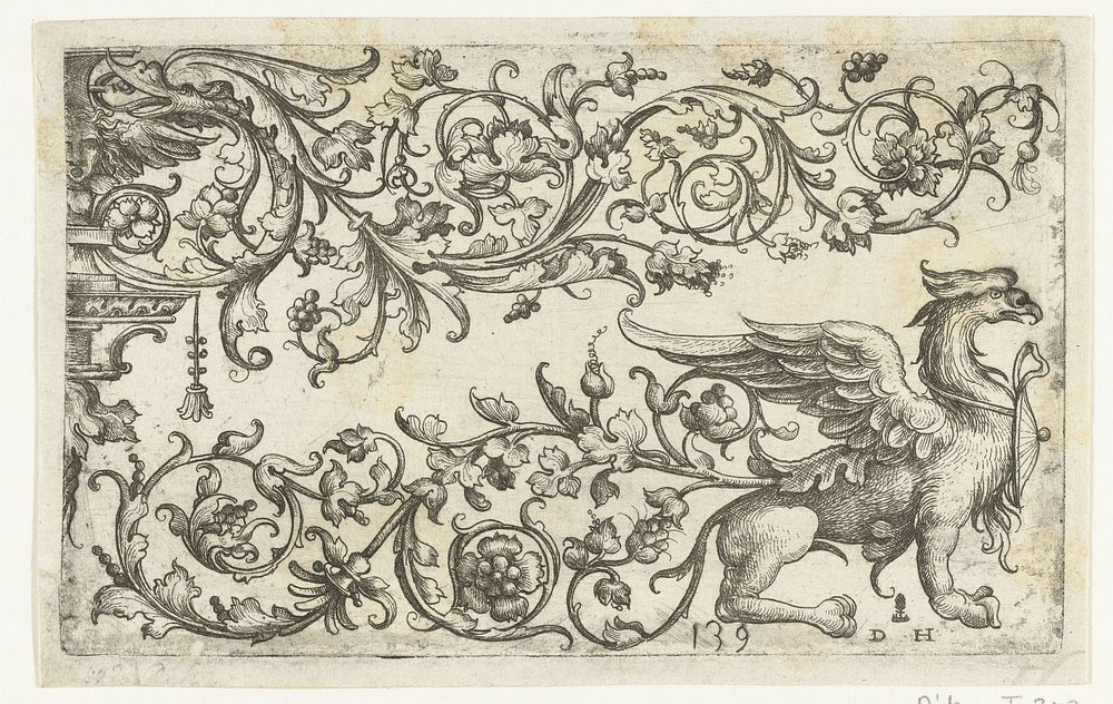 Vlakdecoratie met een griffioen en arabesken (1480 - 1536) by Daniel Hopfer I, Daniel Hopfer I and David Funck