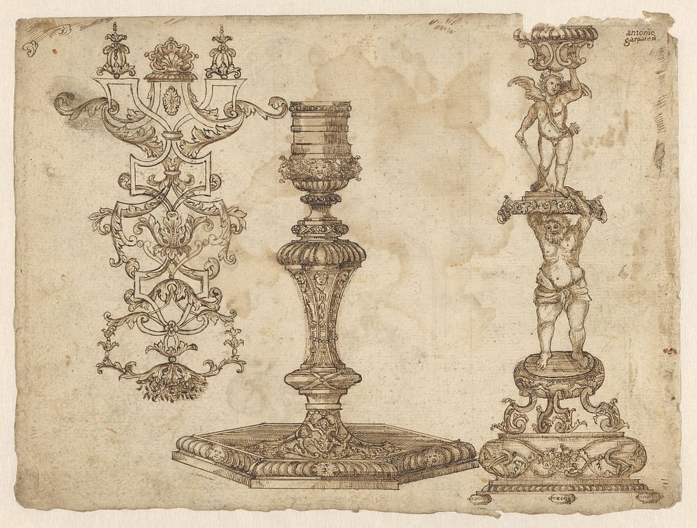 Studieblad met voorwerpen van edelsmeedkunst en ornamentele patronen (c. 1725) by anonymous