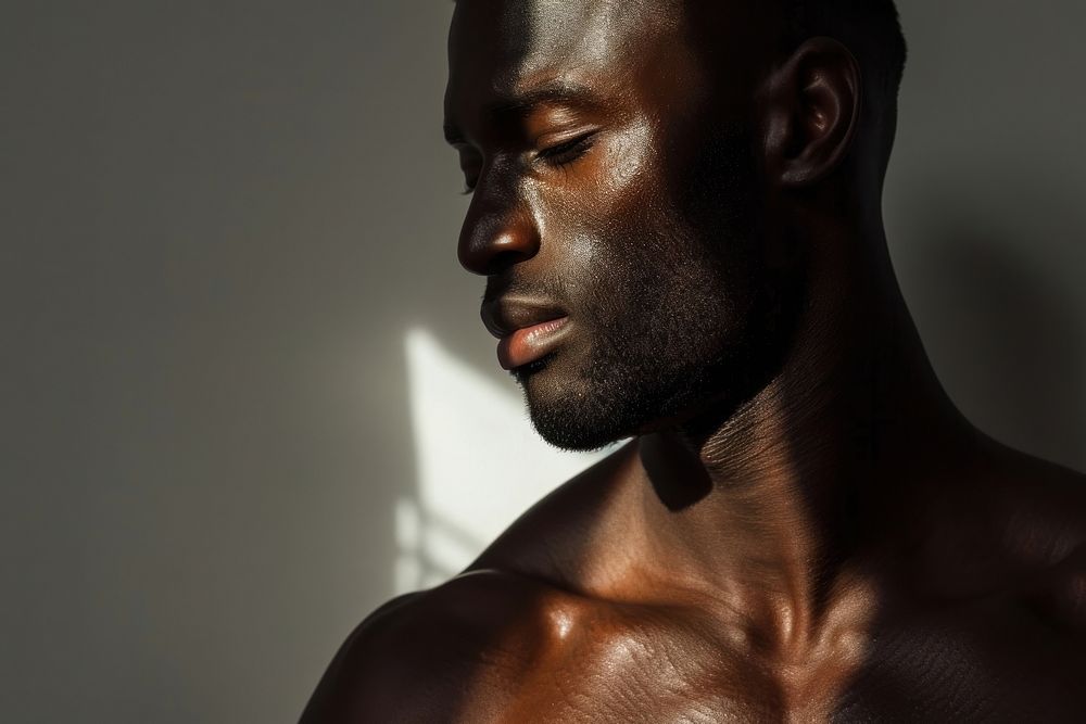 Skin model adult male bodybuilding.