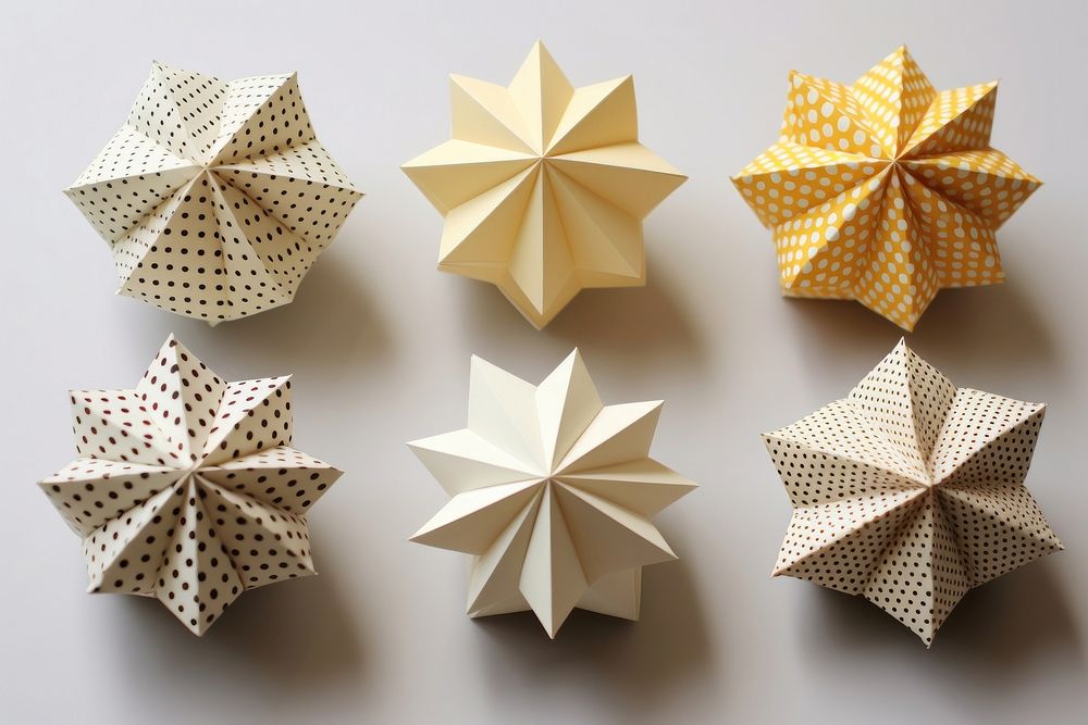 Origami polka dot simple balls.