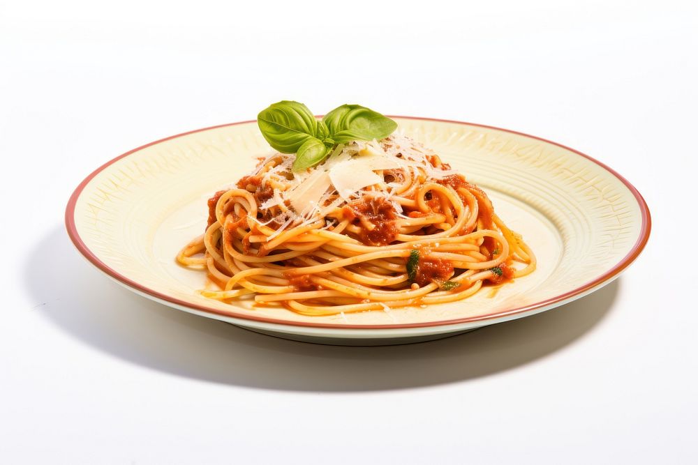Spaghetti pasta plate basil.