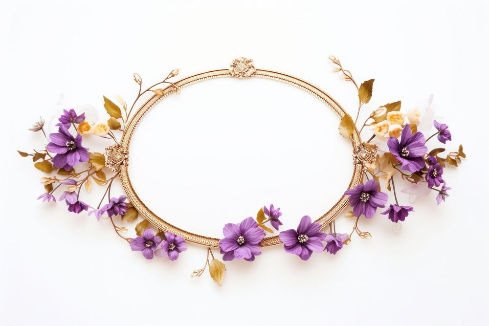 Necklace jewelry wreath flower.