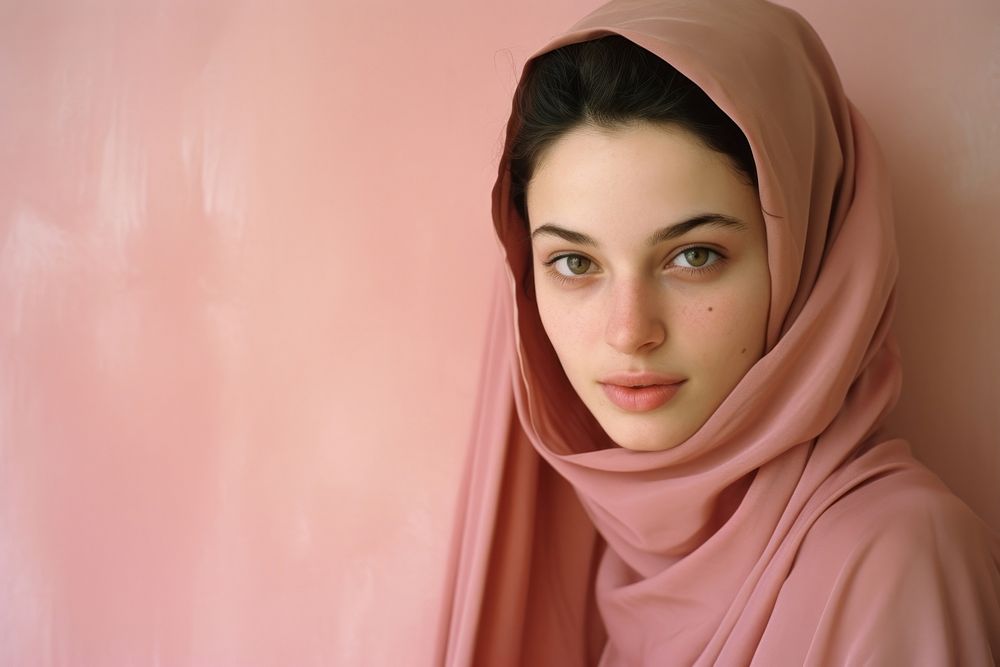 Iranian businesswoman smiling photography portrait headscarf.