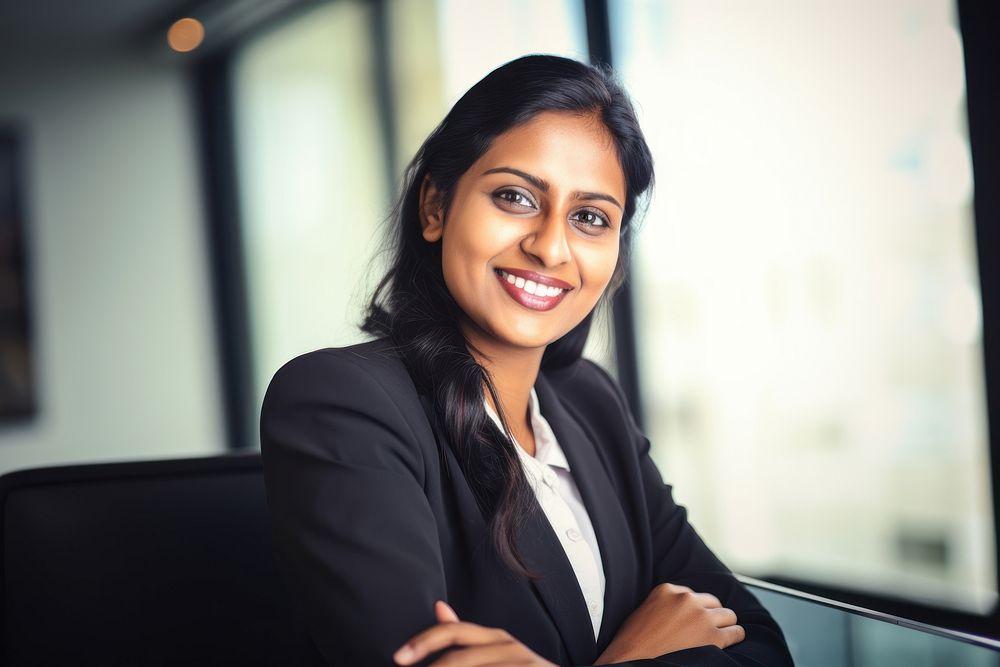 Sri lankan woman smile office person.
