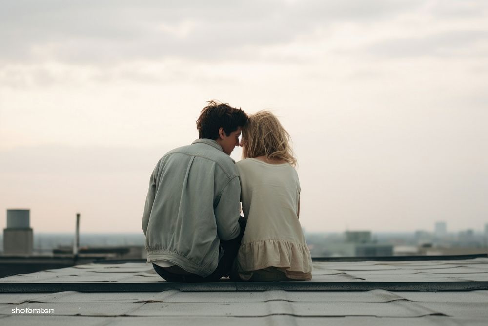 Cute aesthetic couple photography outdoors bonding. 