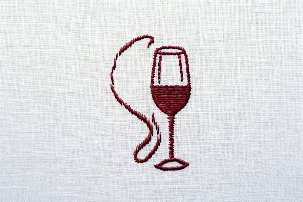 Wine hlass in embroidery style glass refreshment drinkware.