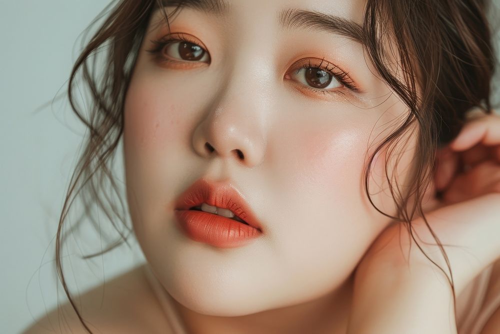 Korean women Plus size cosmetics lipstick portrait.