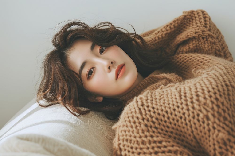 Korean female fashion adult photo.