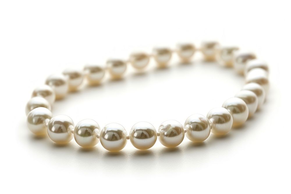 Pearl necklace pearl bracelet jewelry.