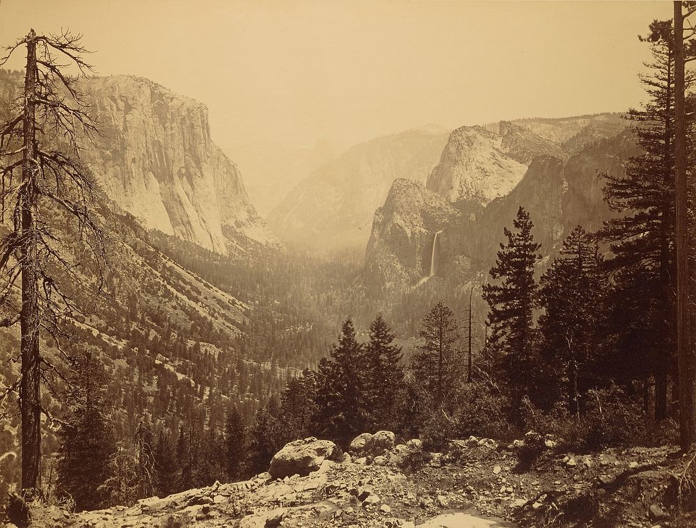 The Yosemite Valley from Inspiration Pt. Mariposa Trail / [General View of the Valley - from Inspiration Point] by Carleton…