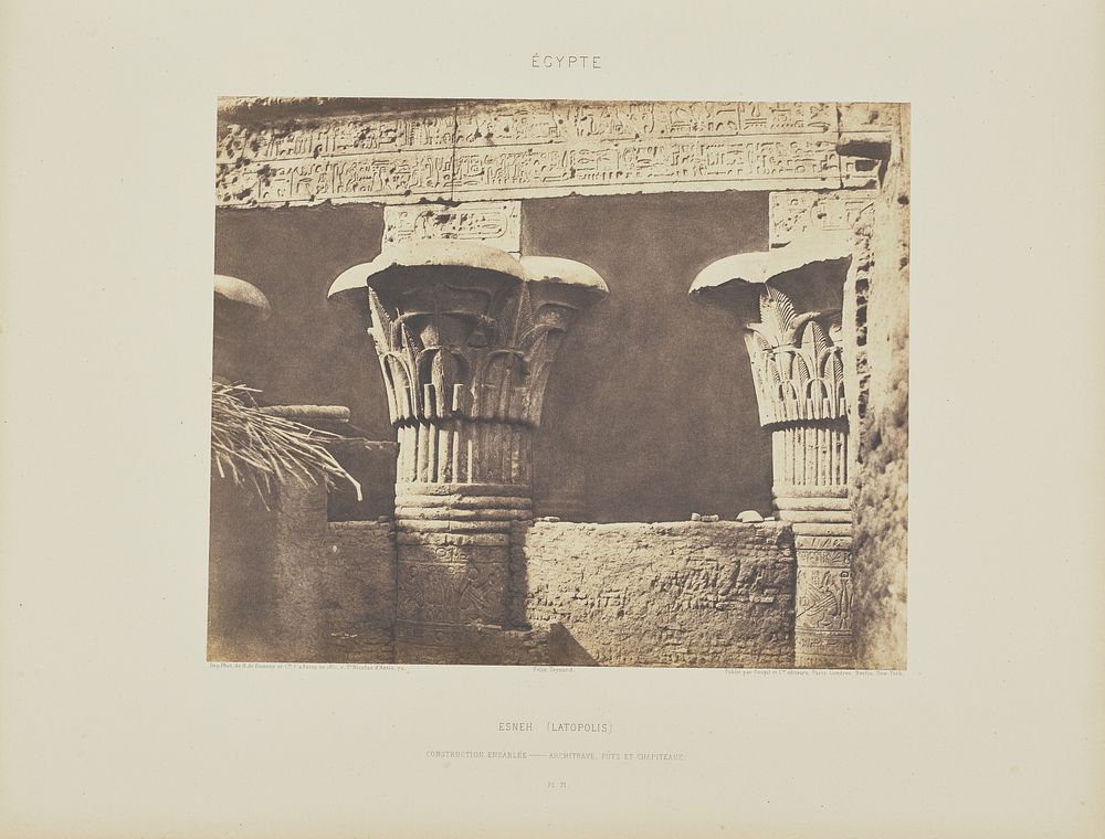 Esneh (Latopolis). Construction Ensablée - Architrave, Futs et Chapiteaux by Félix Teynard and H de Fonteny