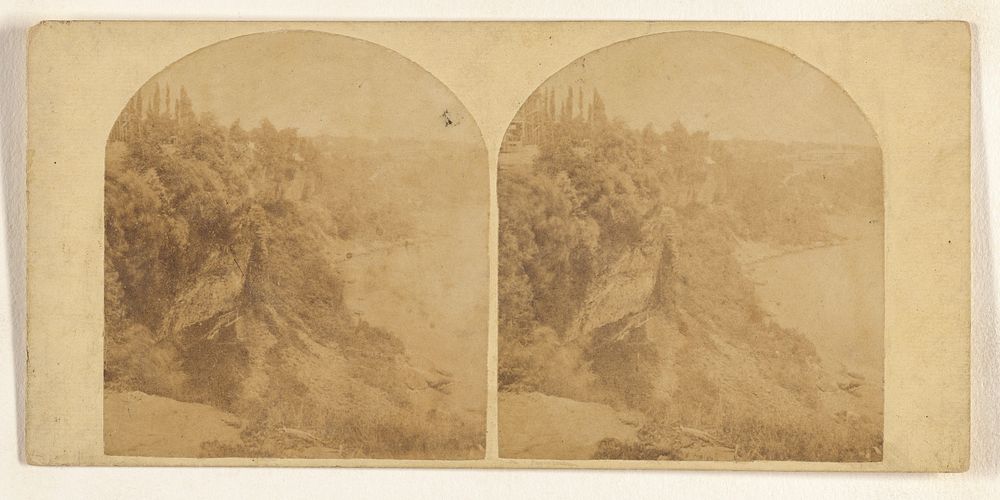 Niagara Falls, N.Y. View from Table Rock, Canada side. by New York Stereoscopic Company