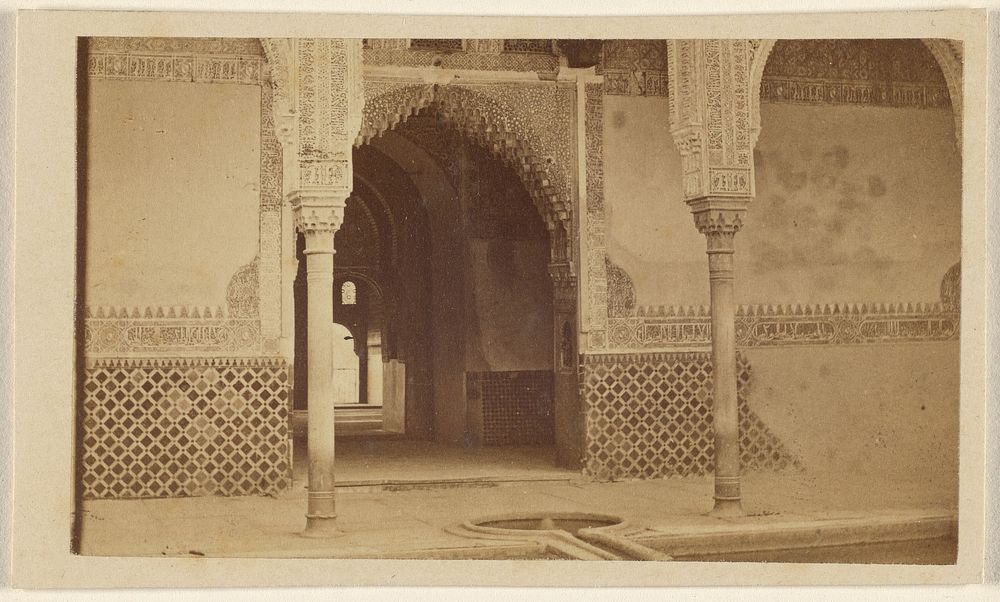 Archway with two columns, the Alhambra